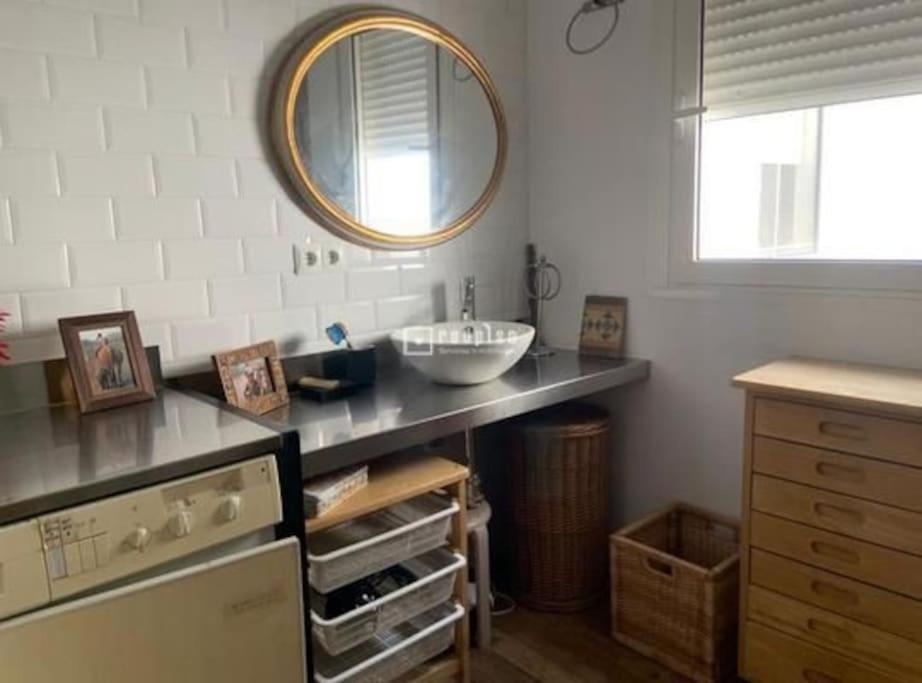 Piso Amplio Y Diafano, Al Lado De Alameda ,centro Apartment