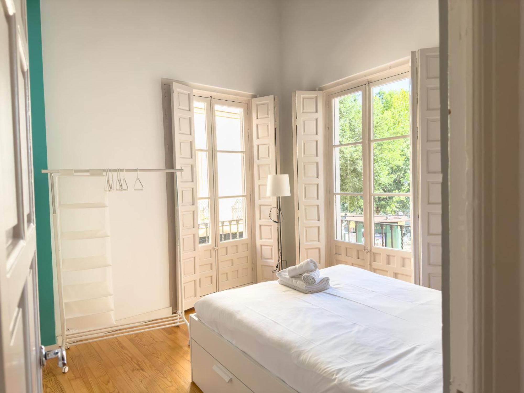 Stylish 1br Apt, Ac, Near Sight, Private Parking Opt Sevilla