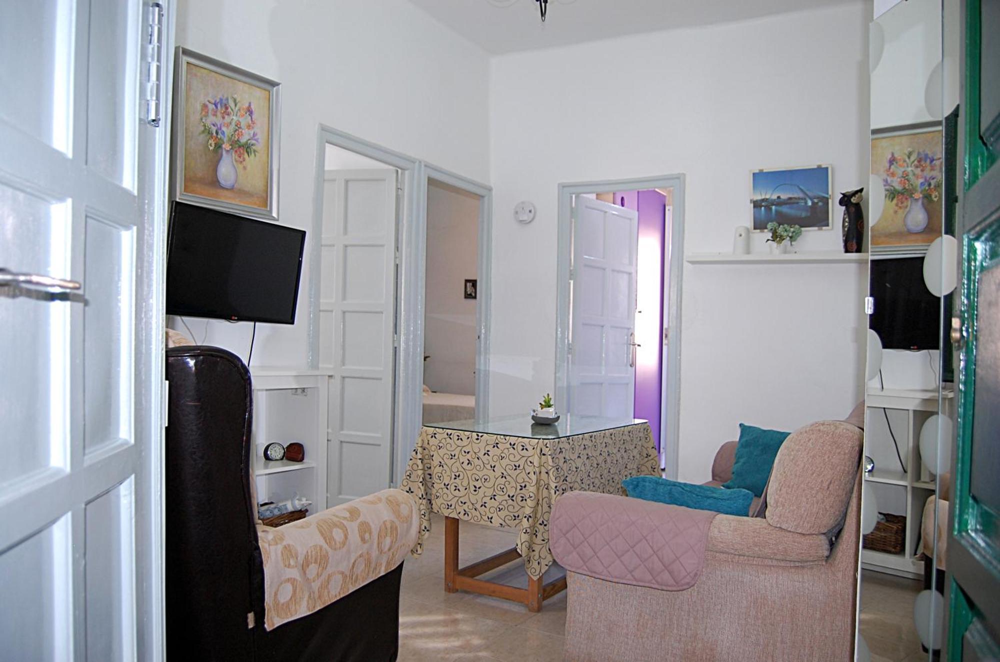 San Juan De Dios Apartment