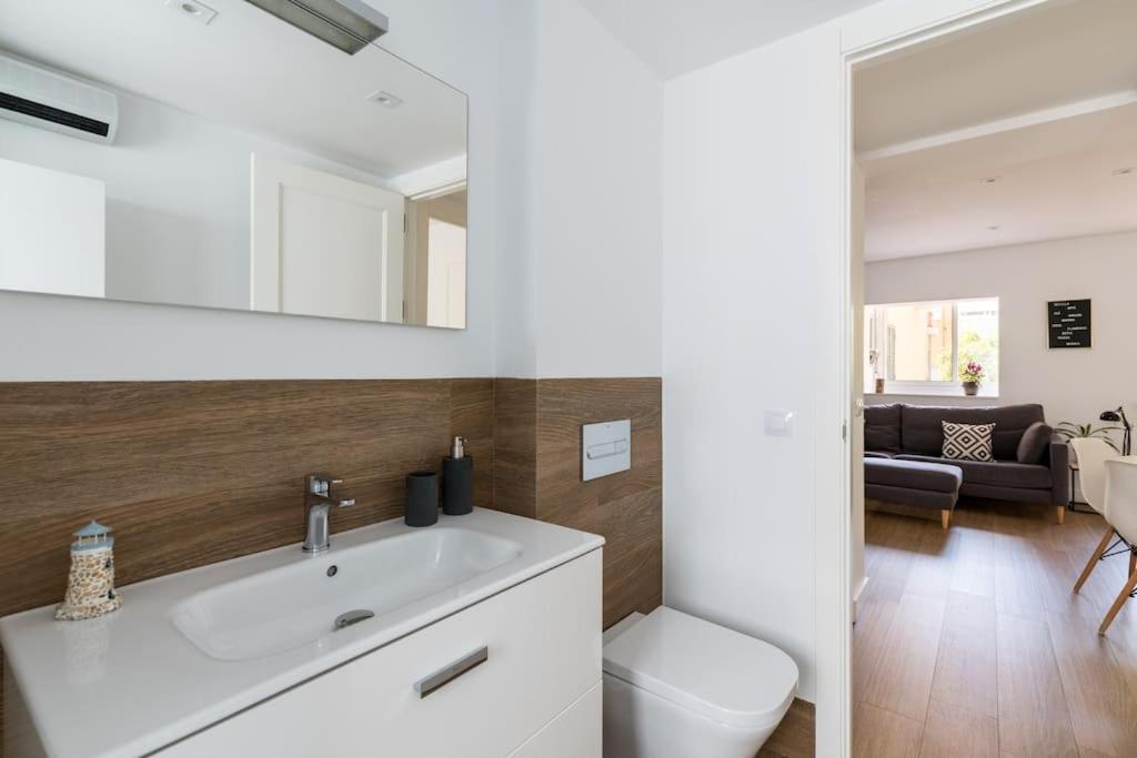 Moderno En Triana 2 Y Aire Acondicionado Seville