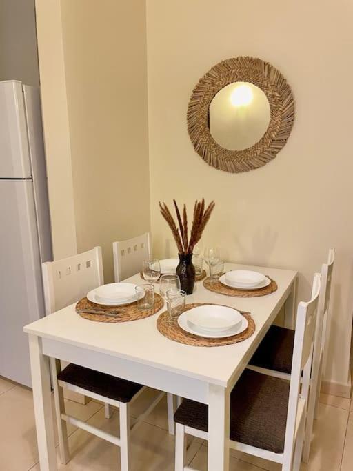 Apartment Coqueto En El Centro De Con Patio Privado