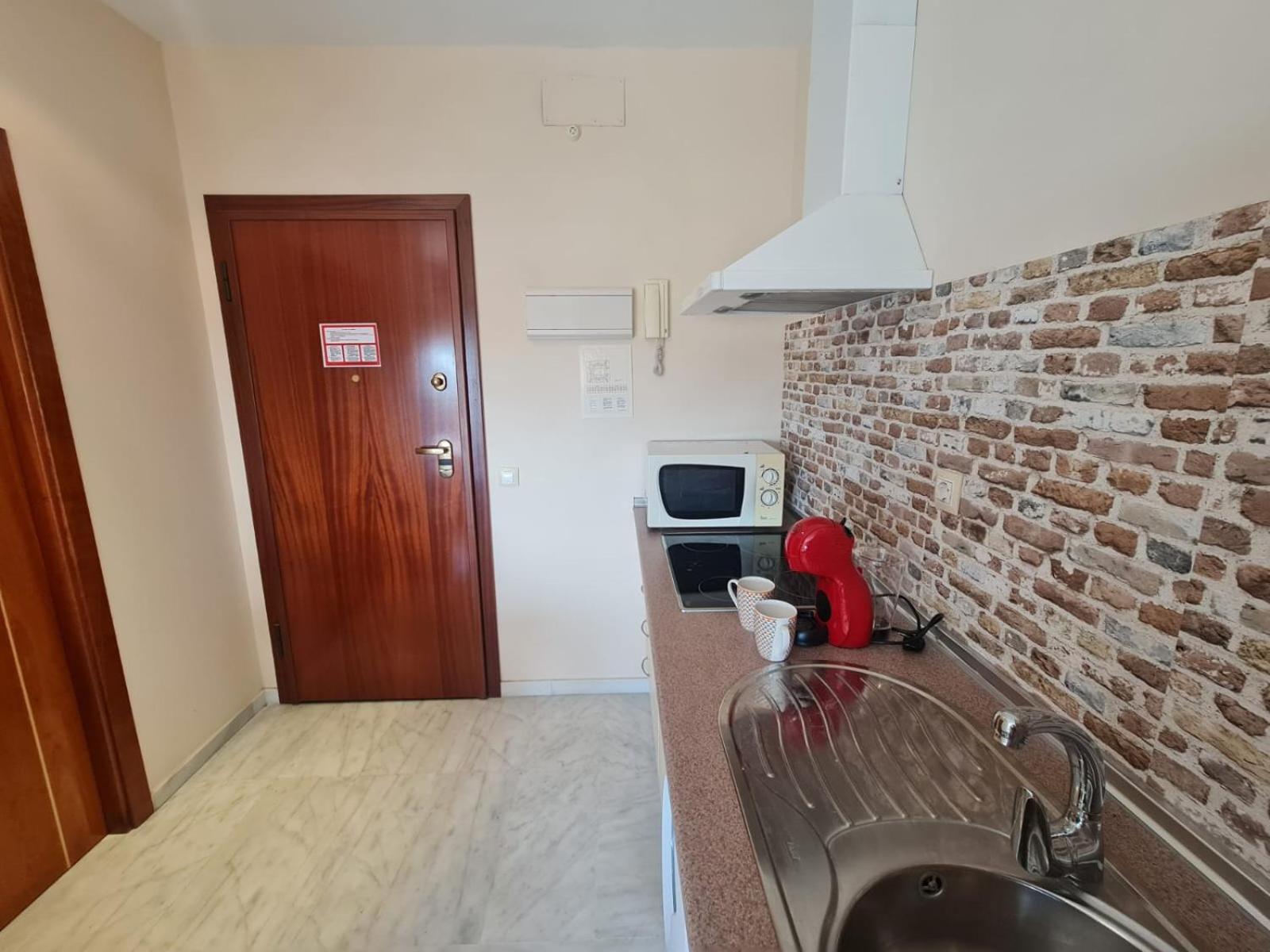 Lux Abril Apartamento *