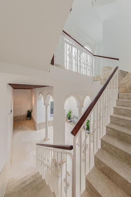 Apartment Isg Puerta Jerez 02 *