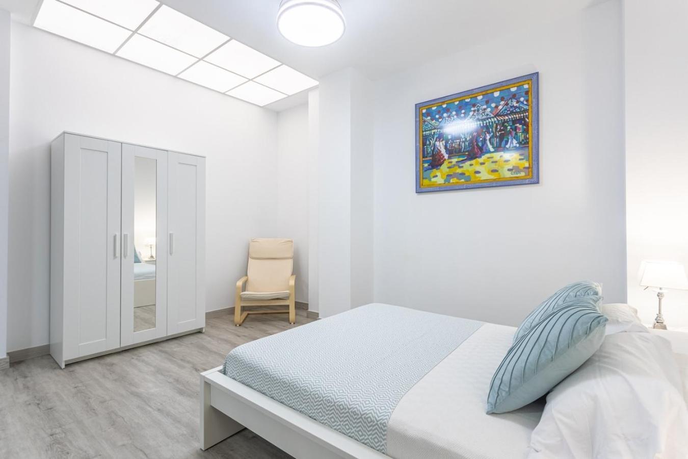 Apartamento Feria De Abril De *