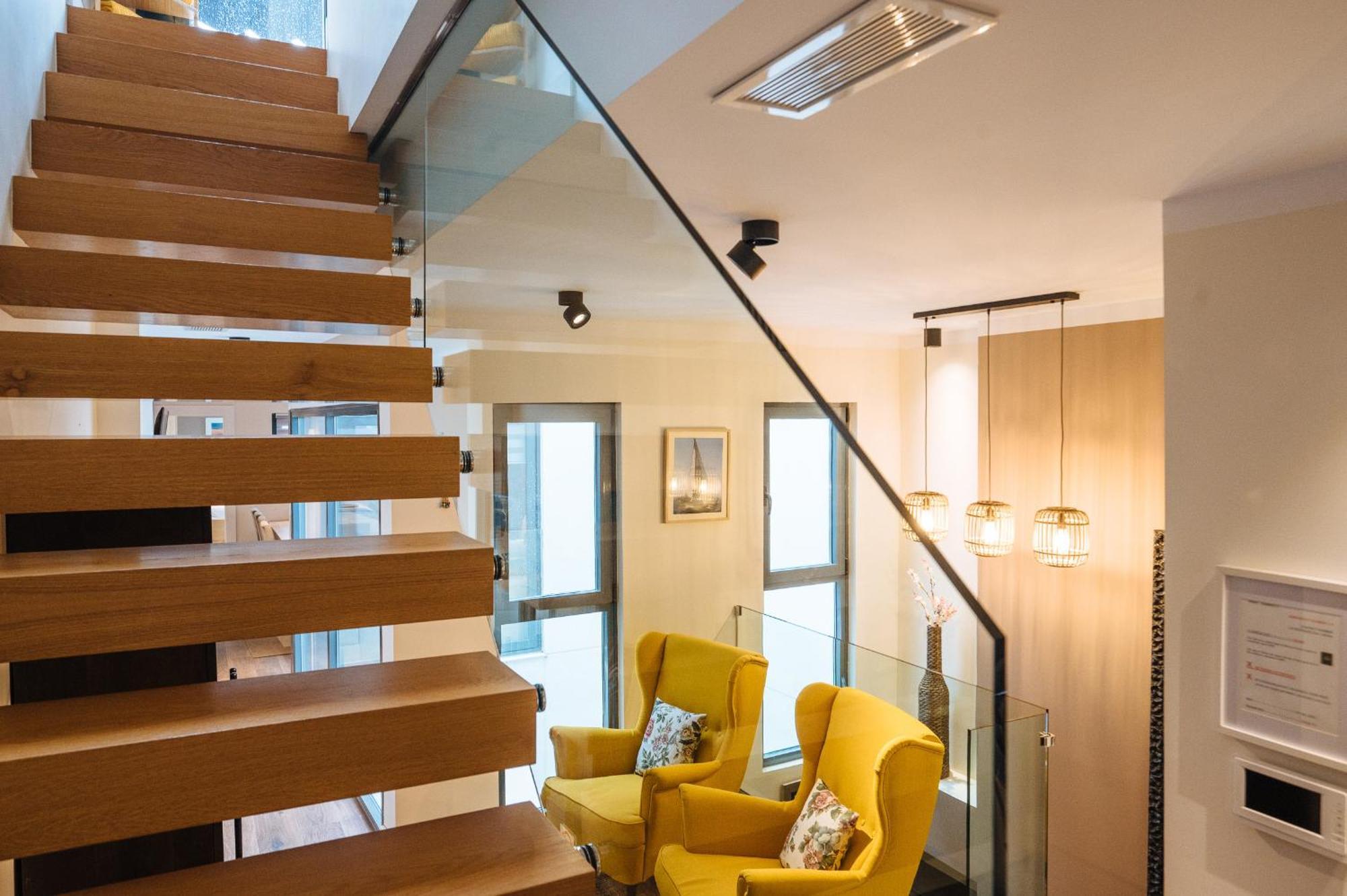 Apartment Elegant Duplex 3 Master Bedrooms And Private Seville