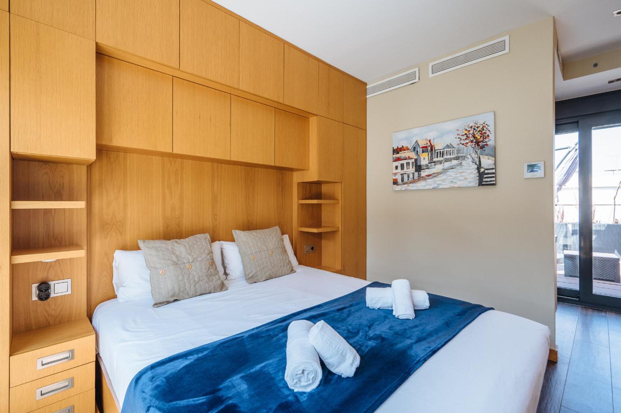 Elegant Duplex 3 Master Bedrooms And Private * Seville