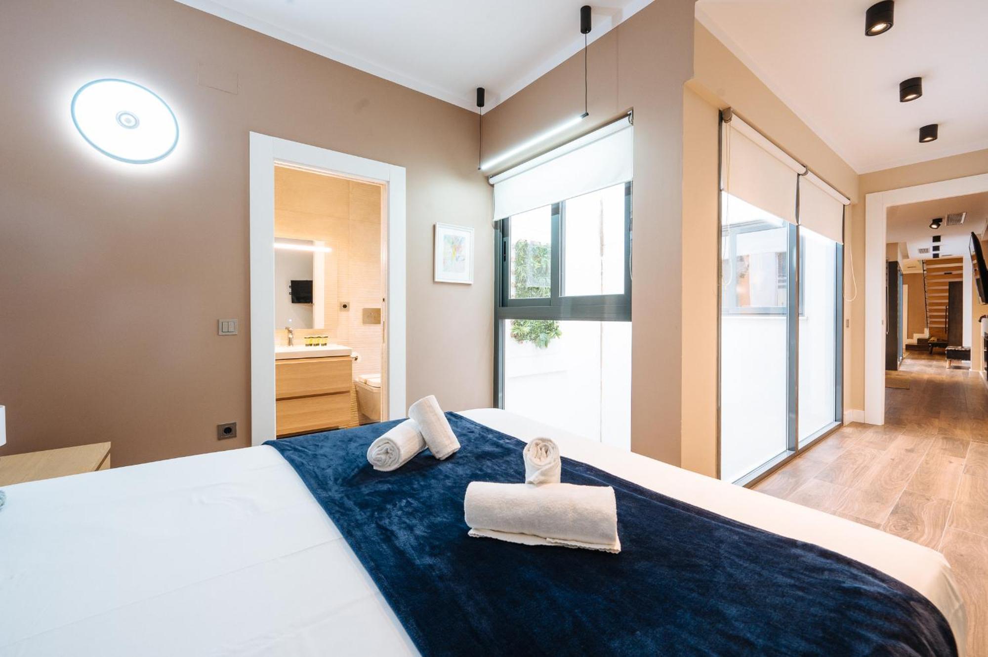 Apartment Elegant Duplex 3 Master Bedrooms And Private
