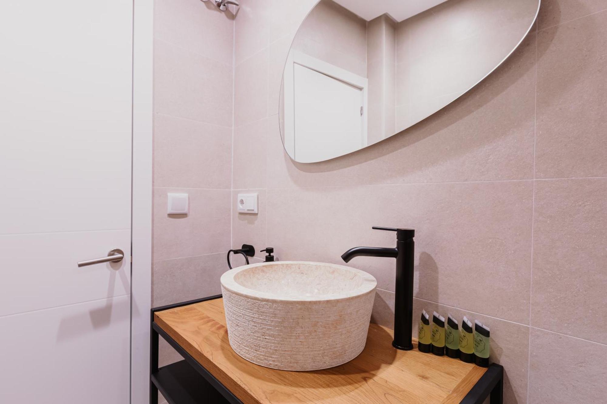 New - Family Next To Duenas Palace Apartamento Sevilla