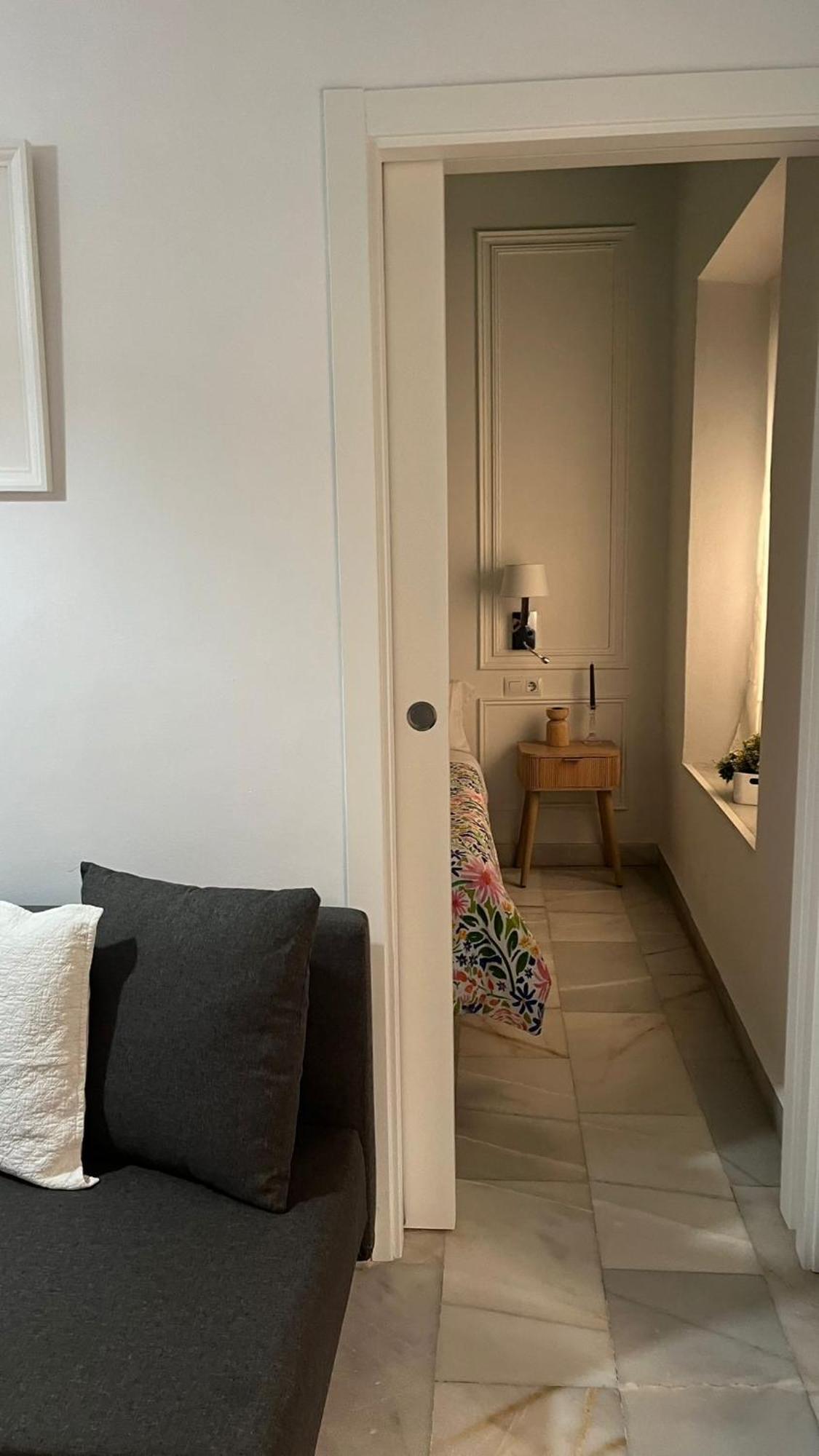 Apartamento En Casco Antiguo - Plaza De La Gavidia Sevilla