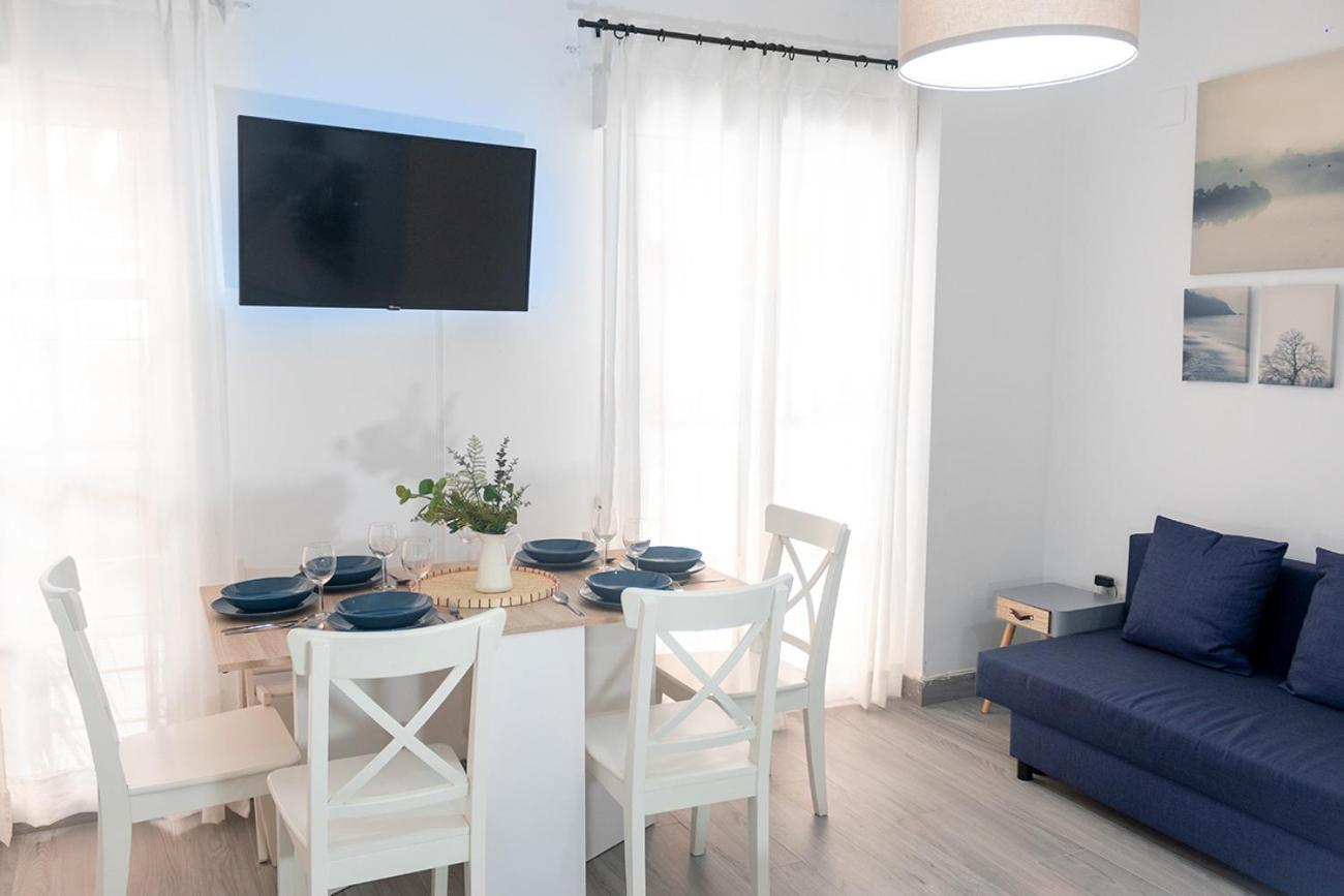 Old Town 1 Bedroom, 1 Bathroom, Wifi Apartment *