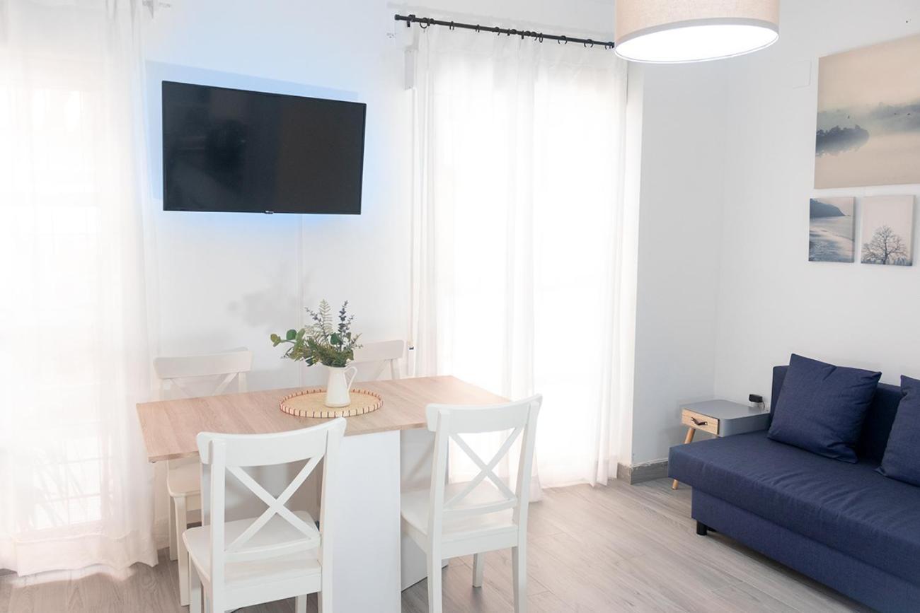 Old Town 1 Bedroom, 1 Bathroom, Wifi Apartment *
