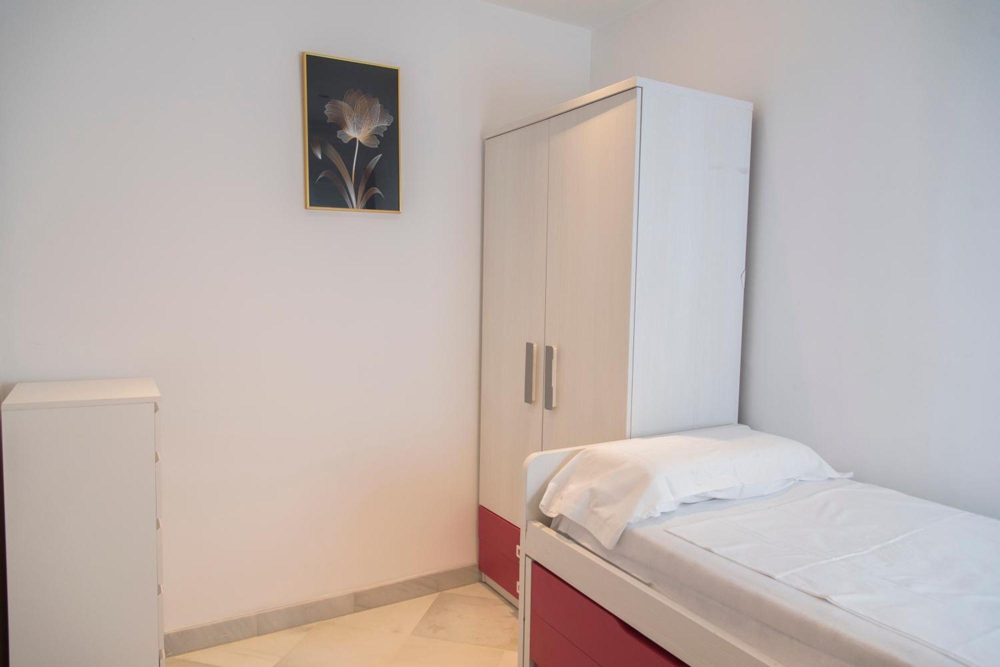 Nightinsevilla Bailen Free Parking Sevilla