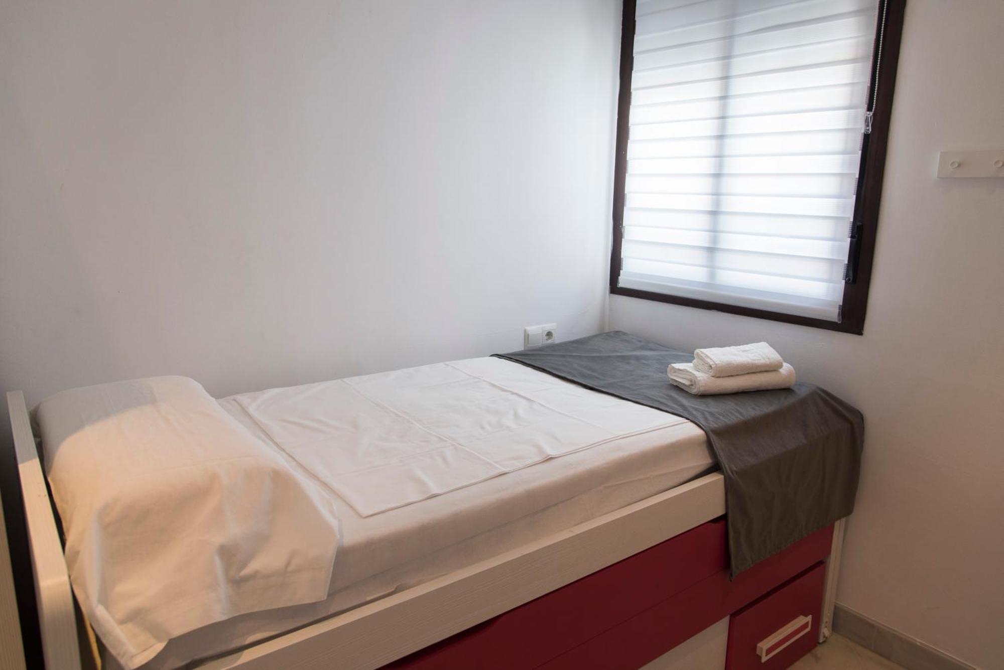 Nightinsevilla Bailen Free Parking Apartamento