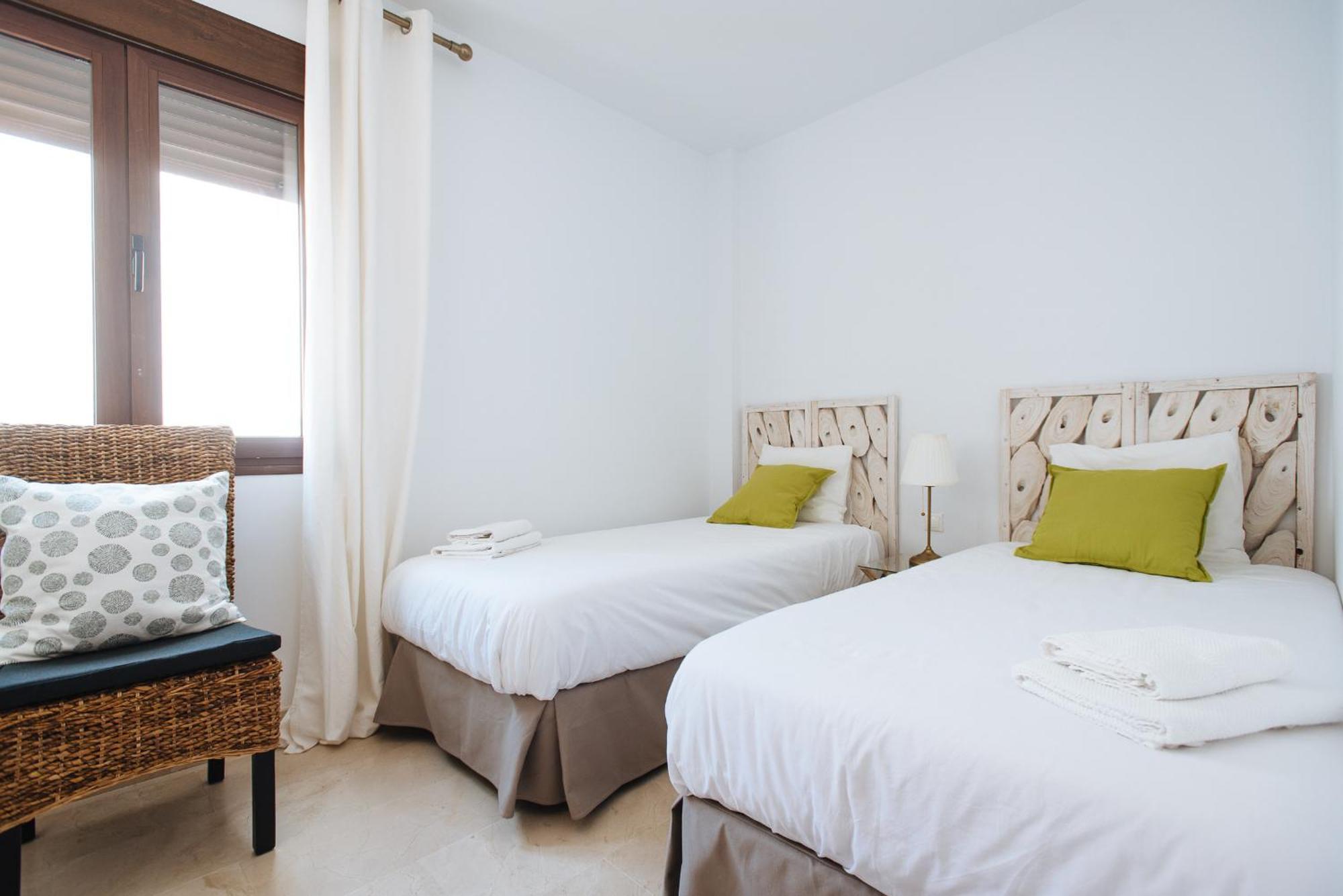 Hostly Orfila 3a-3b Exclusive Penthouse-center-fibre-parking Optional Apartment *