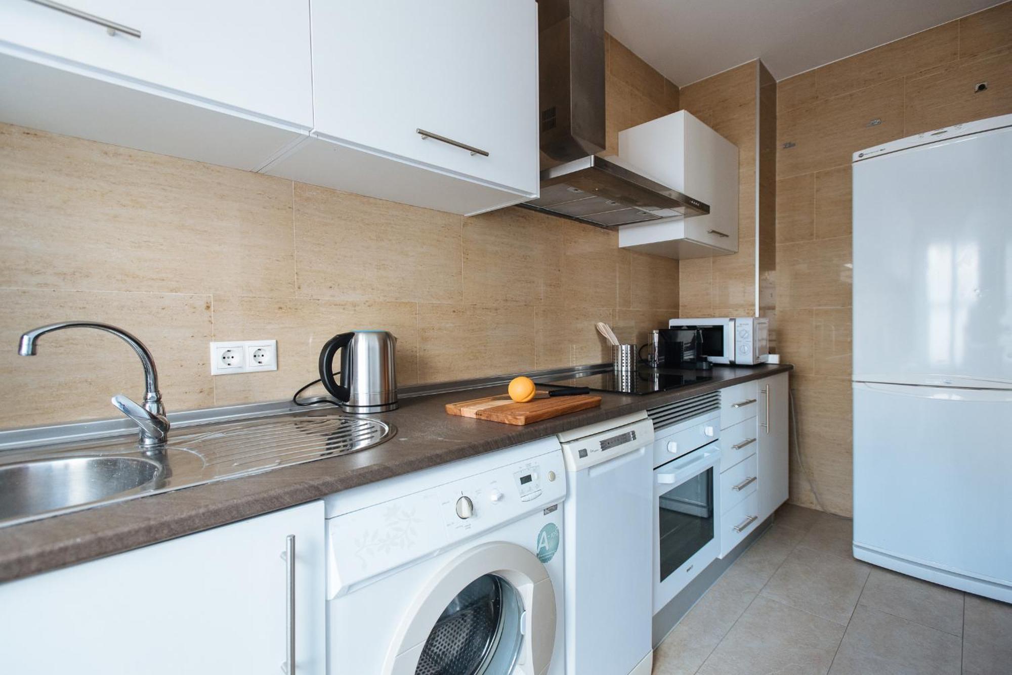 Hostly Orfila 3a-3b Exclusive Penthouse-center-fibre-parking Optional Apartment Seville