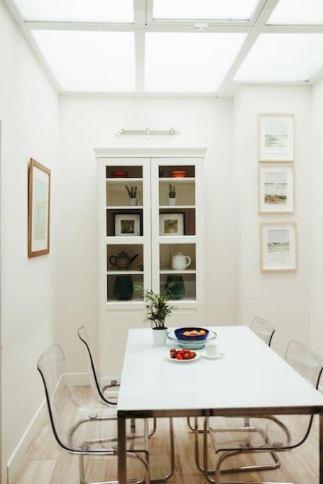 Stylish Andalusian House In Historical Center Apartment Seville