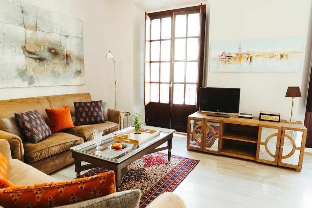 Stylish Andalusian House In Historical Center Apartment *