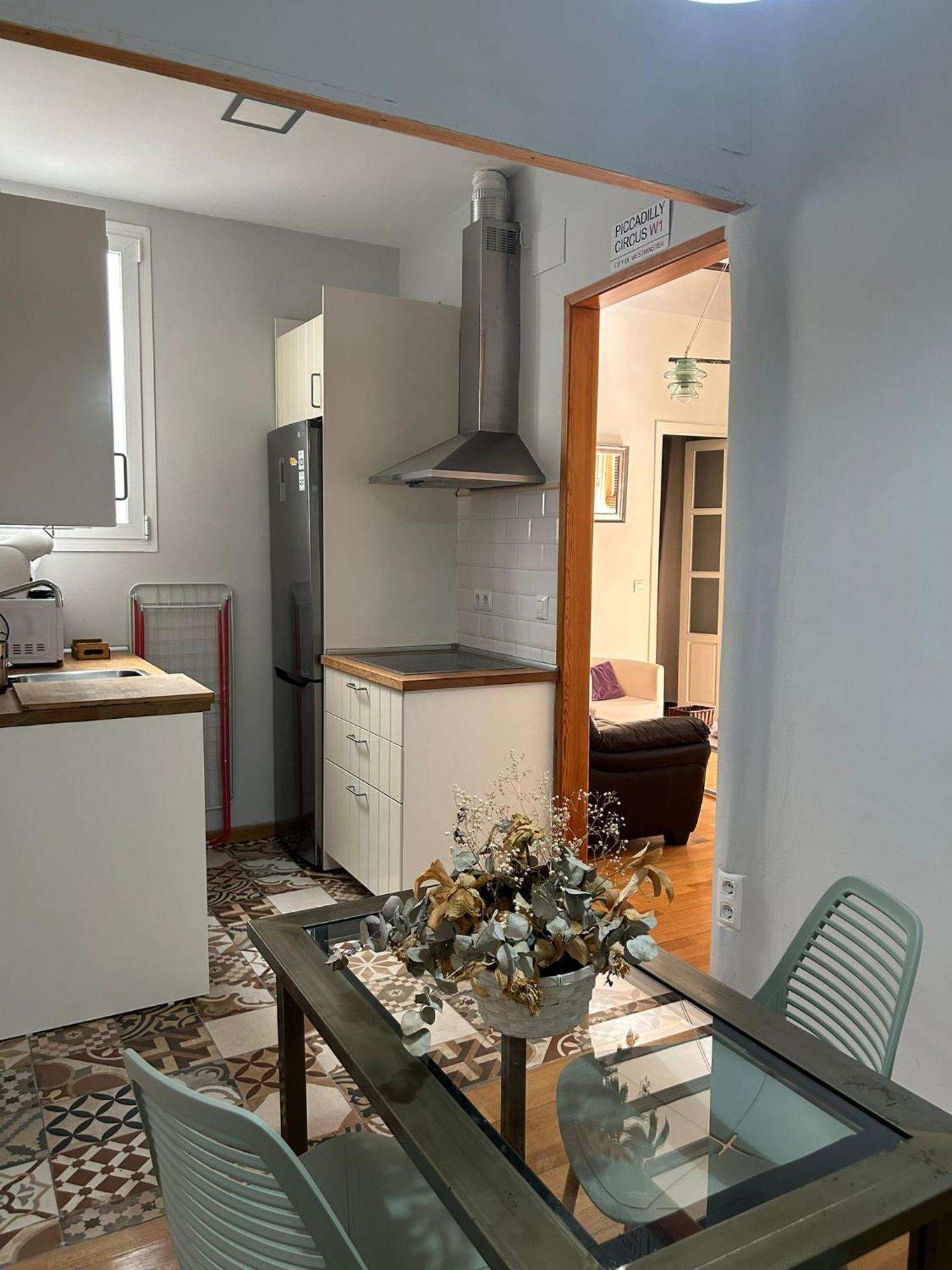 Apartment Beautiful And Bright- 1bd 1bth- Center Seville