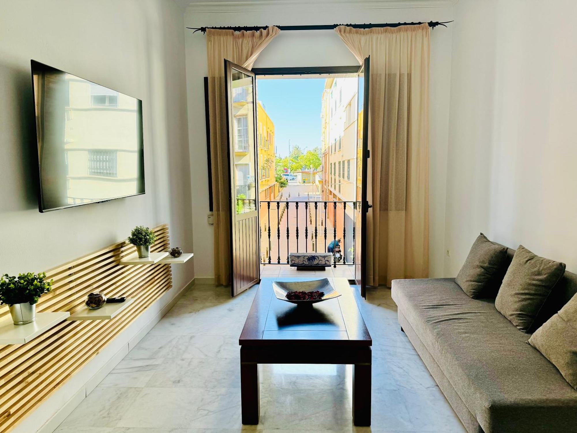 Con Balcon Castilla Triana Apartment
