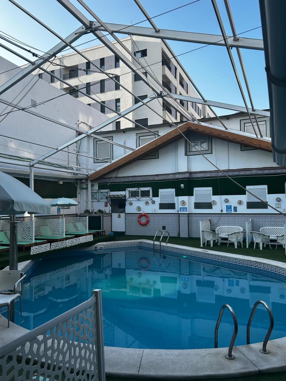 Avenida Andalucia - Solo Adultos Guest house *