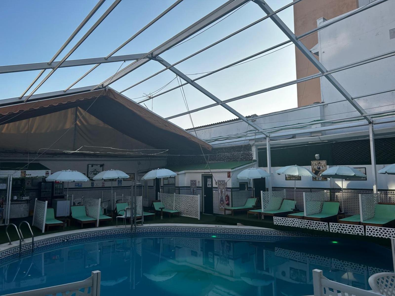 Avenida Andalucia - Solo Adultos Guest house *