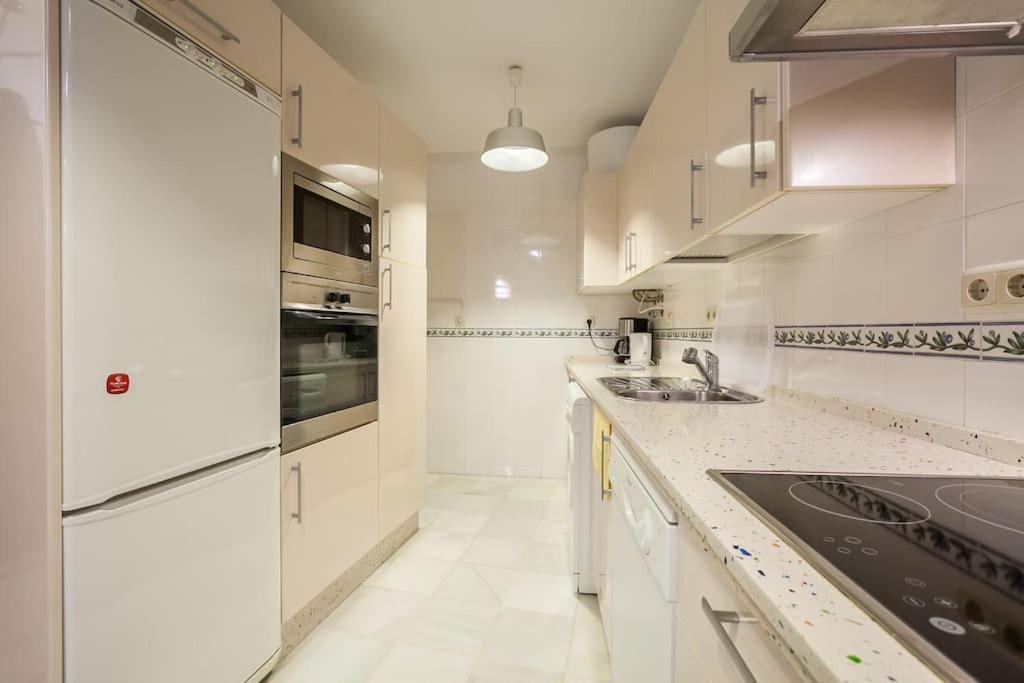 Walk To The Cathedral Loft Arenal Apartment *