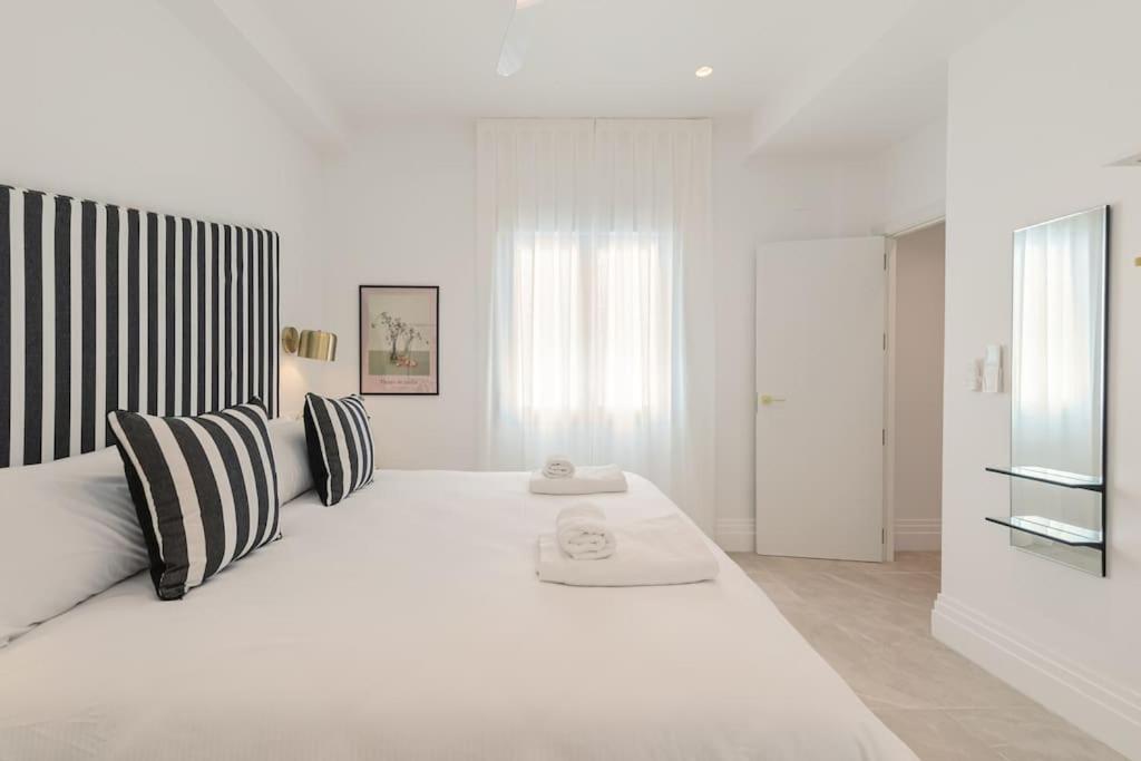 Isg O'donnell 2-3-free Parking * Seville
