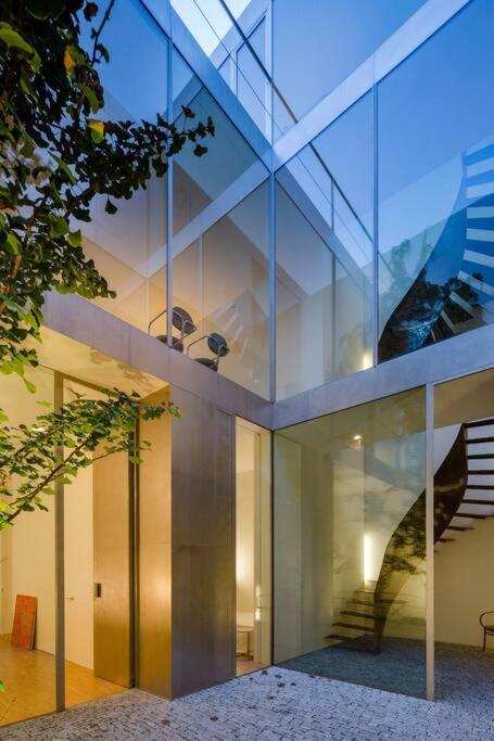 Luxe Vanguard & History, Top Pool. Inner Sanctum *