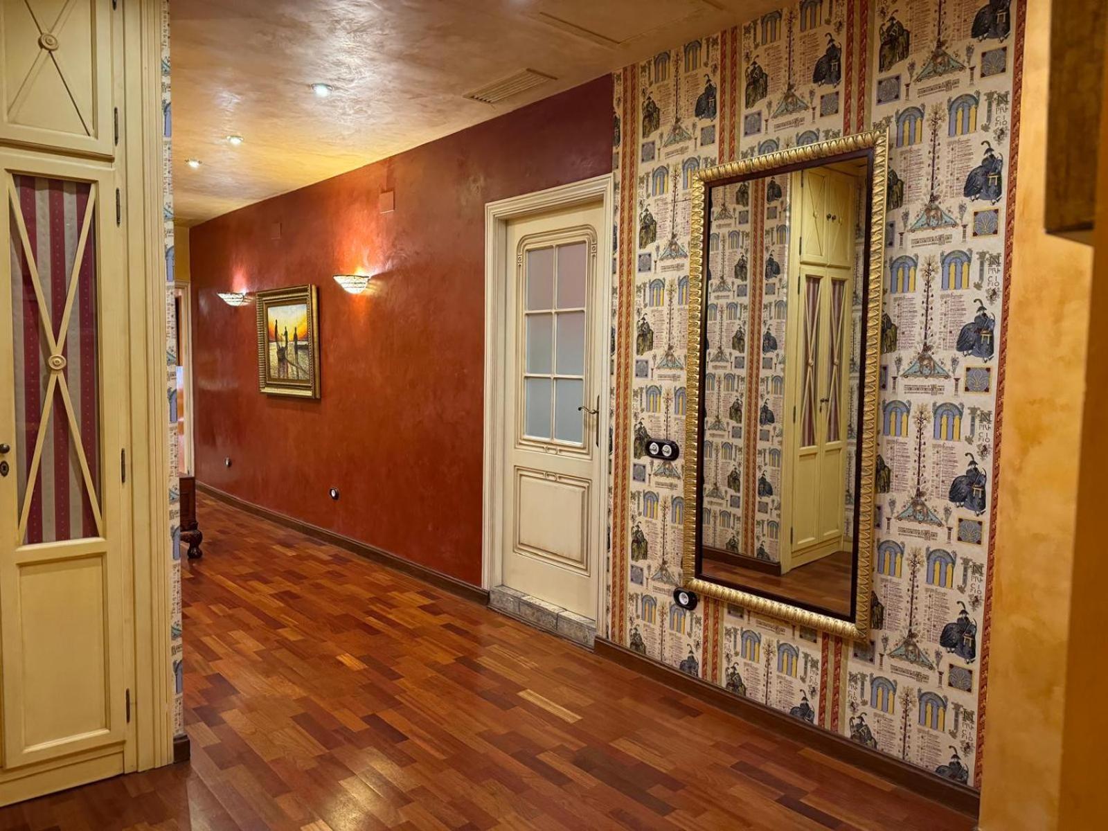 Plaza San Francisco Luxury Apartment Seville