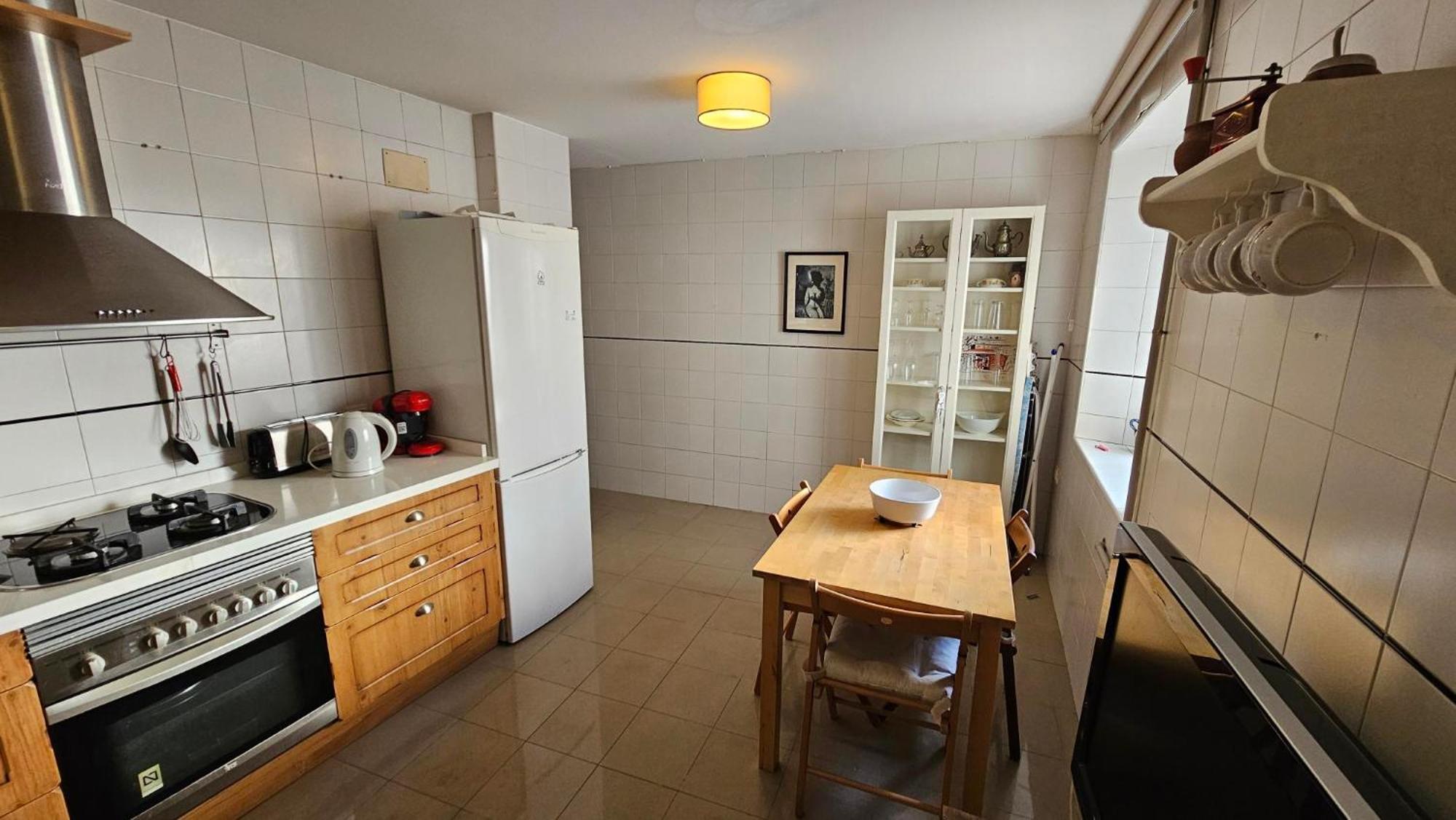 Apartment Centrally Located In Old Palace House