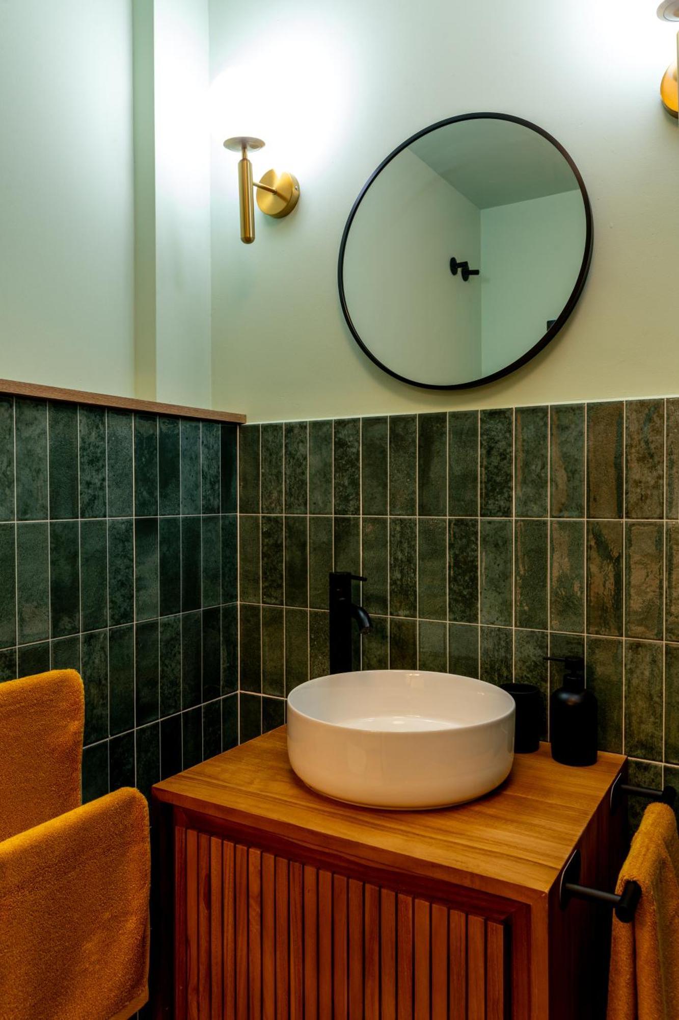 Cl2 En Pareja Jacuzzi Y Aparcamiento Apartamento