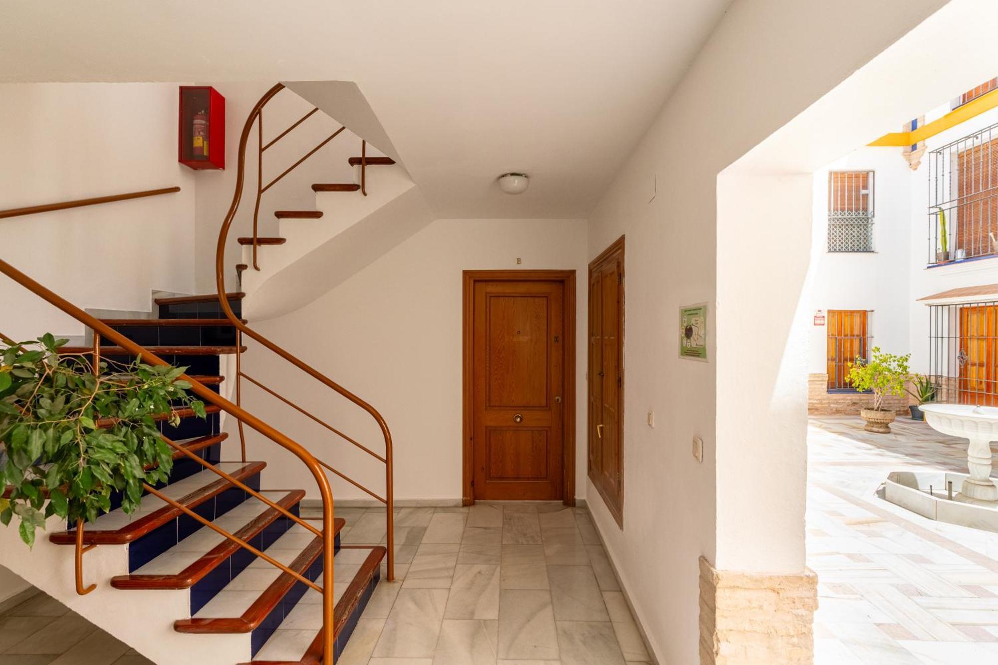 Cl2 En Pareja Jacuzzi Y Aparcamiento Apartamento Sevilla