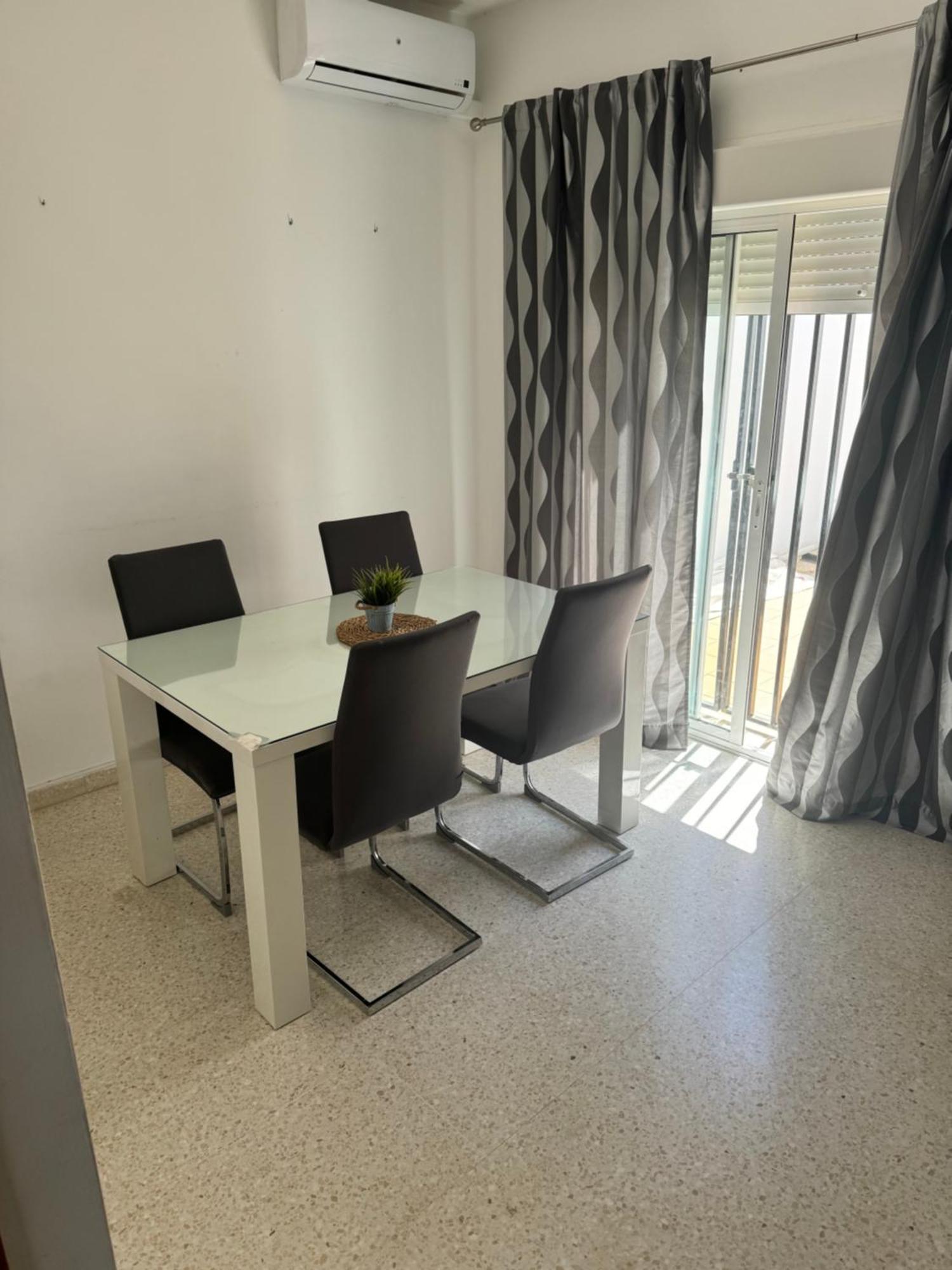 Casa Umbrete Apartment *