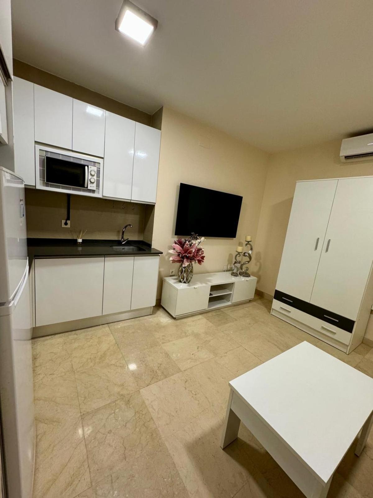 Apartamento En Lumbreras-alameda *