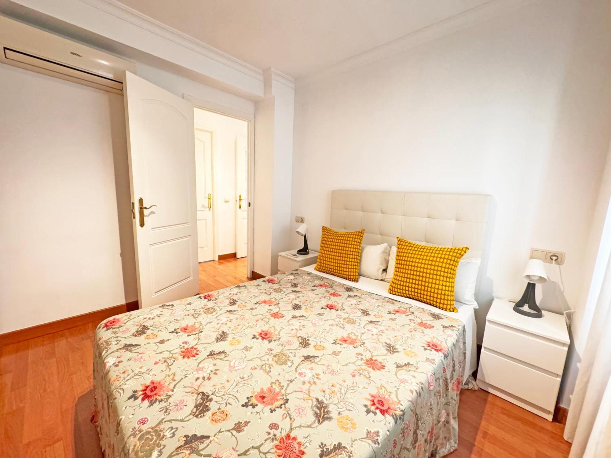 Triana Luxury Numancia * Seville
