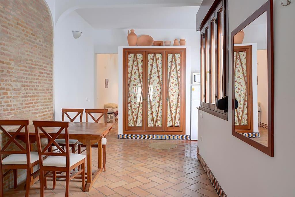 El Prado Apartment *