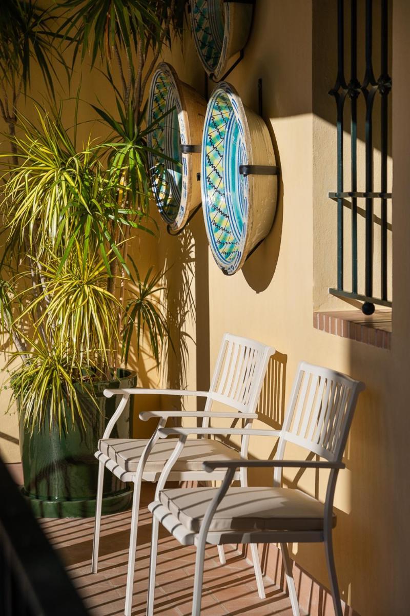 Tiempo Y Silencio By Grupo Cappuccino Villa Seville