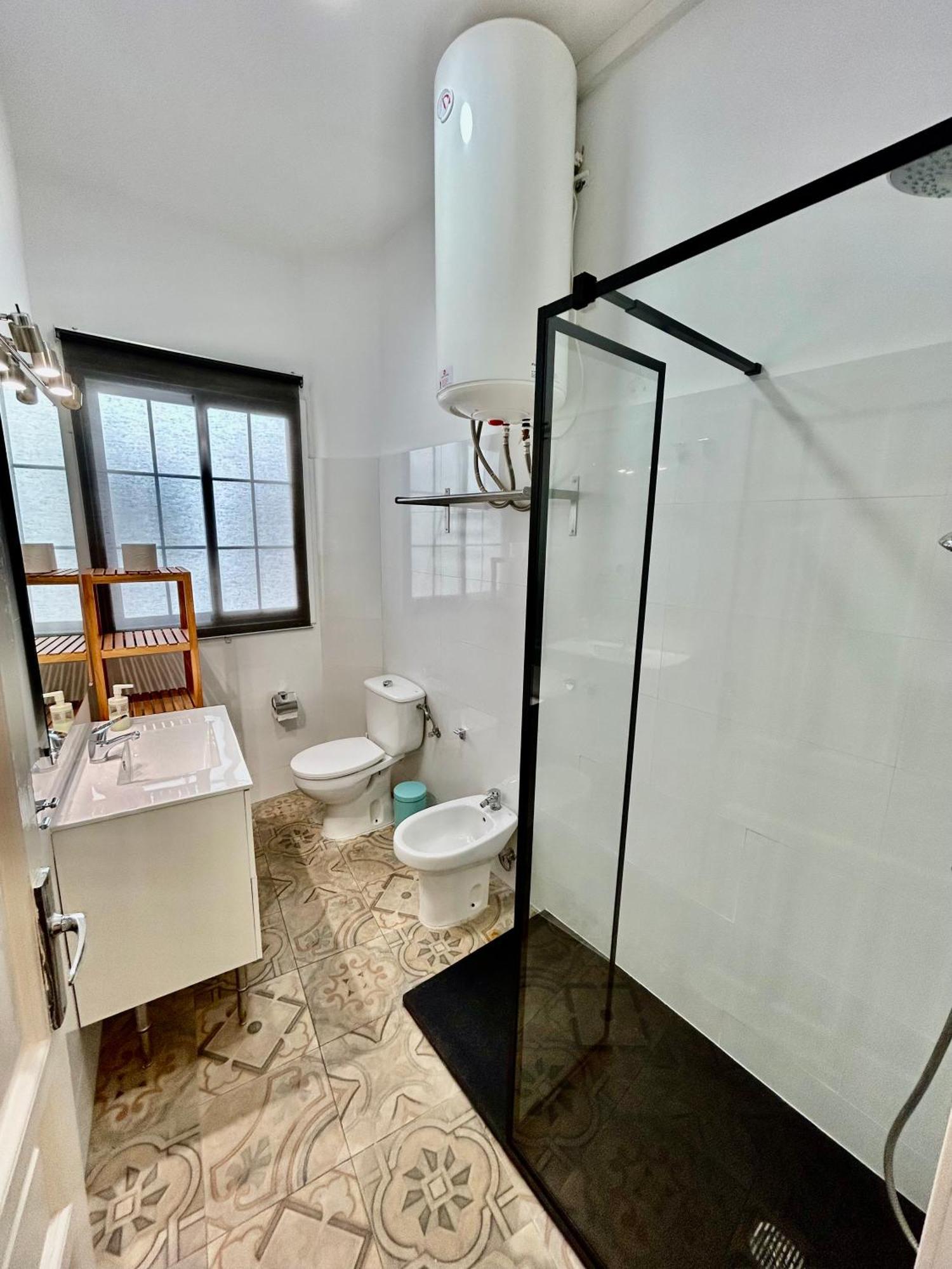 Acogedor 8pax 4bdr 2bth - Cozyhomesevilla1 Apartment