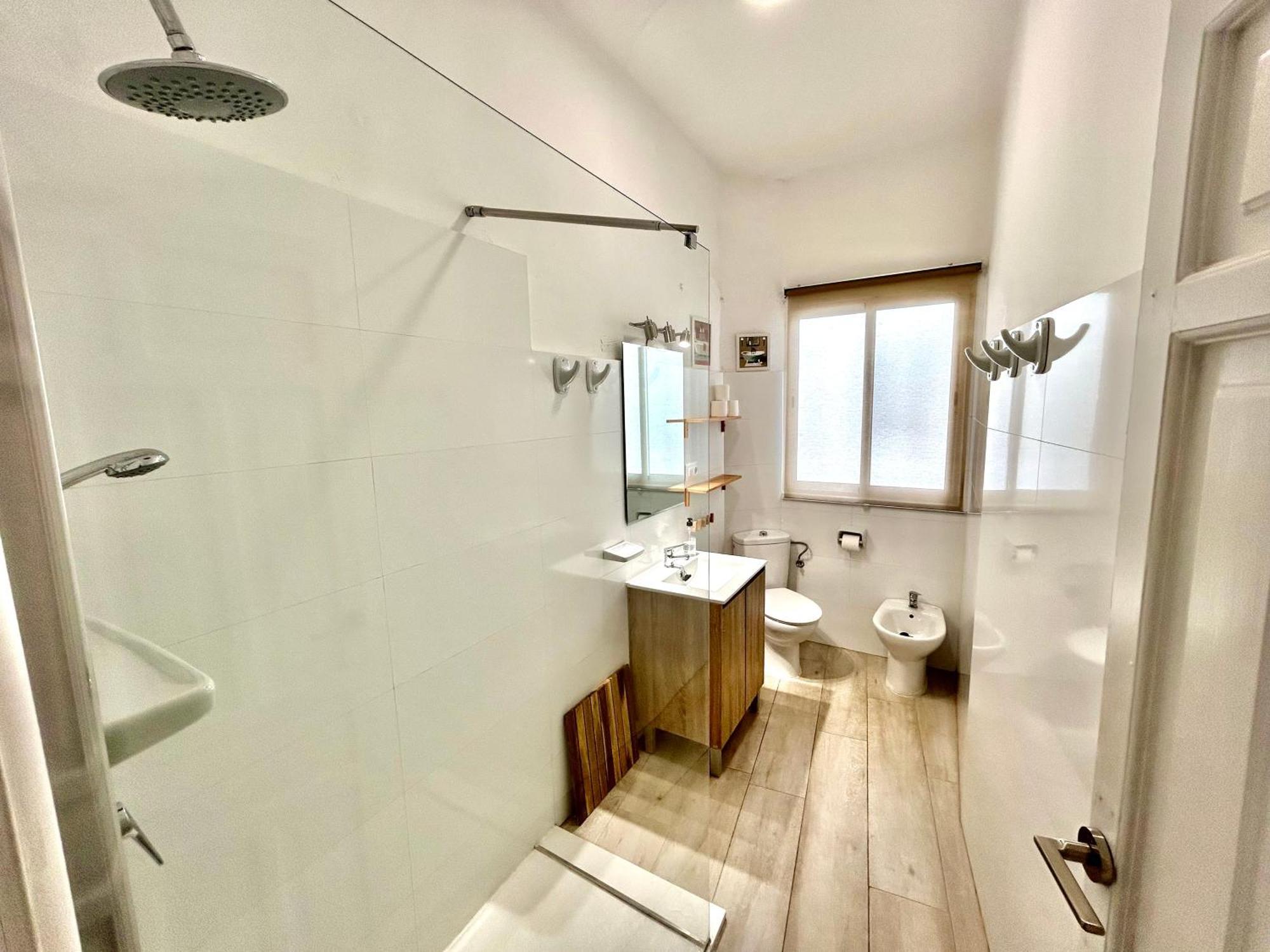 Acogedor 8pax 4bdr 2bth- Cozyhomesevilla2 Apartment *