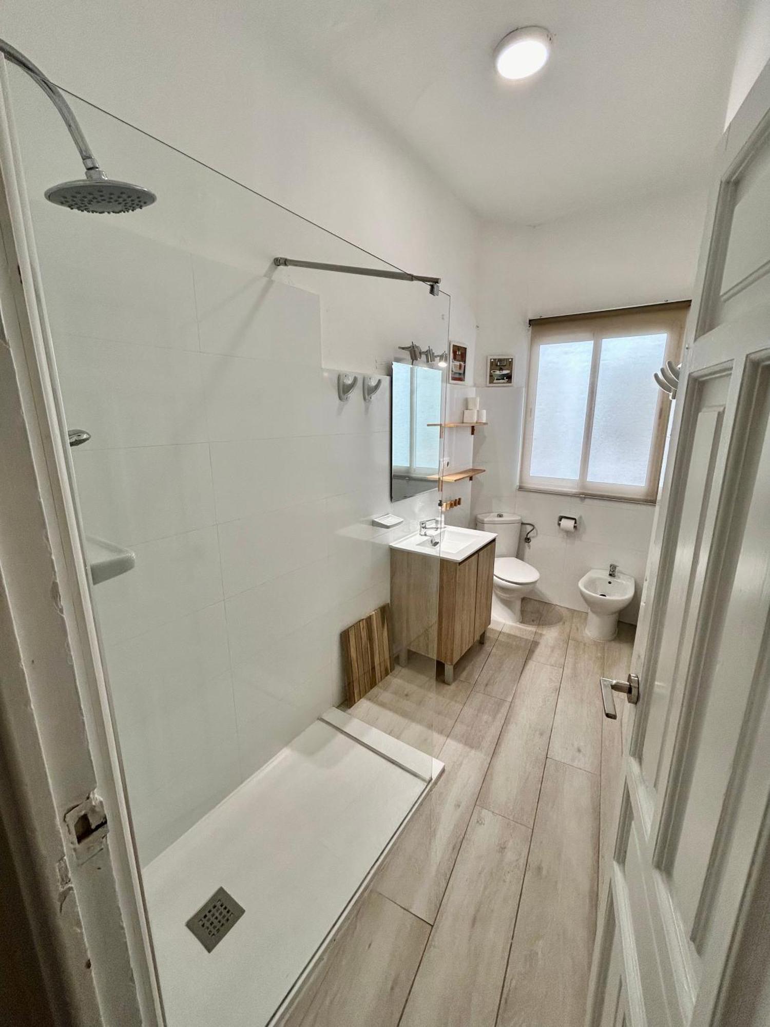 Apartment Acogedor 8pax 4bdr 2bth- Cozyhomesevilla2 *