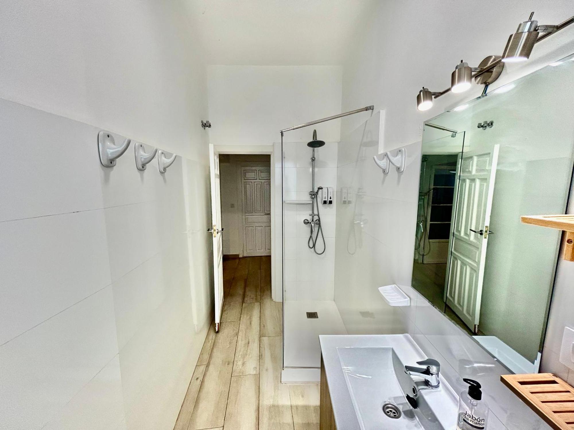 Acogedor 8pax 4bdr 2bth- Cozyhomesevilla2 Apartment *