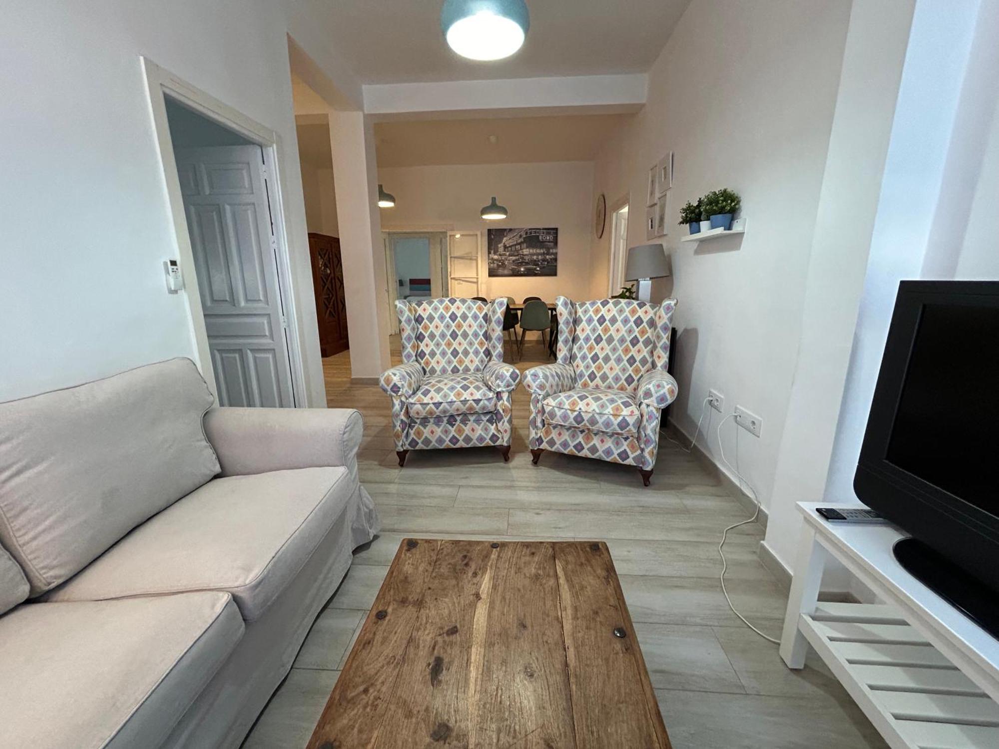 Apartment Acogedor 8pax 4bdr 2bth- Cozyhomesevilla2 *