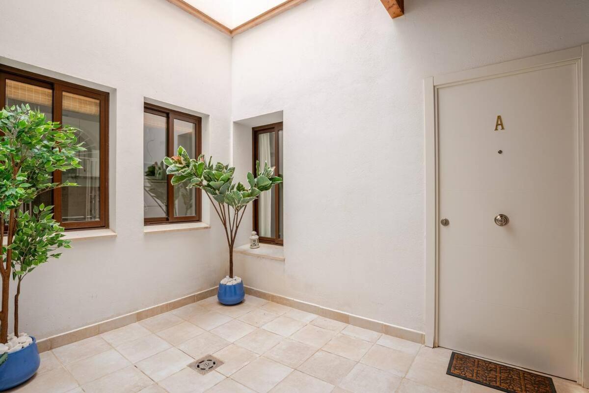 Beautiful Ground Floor Duplex In The Heart Of Apartment