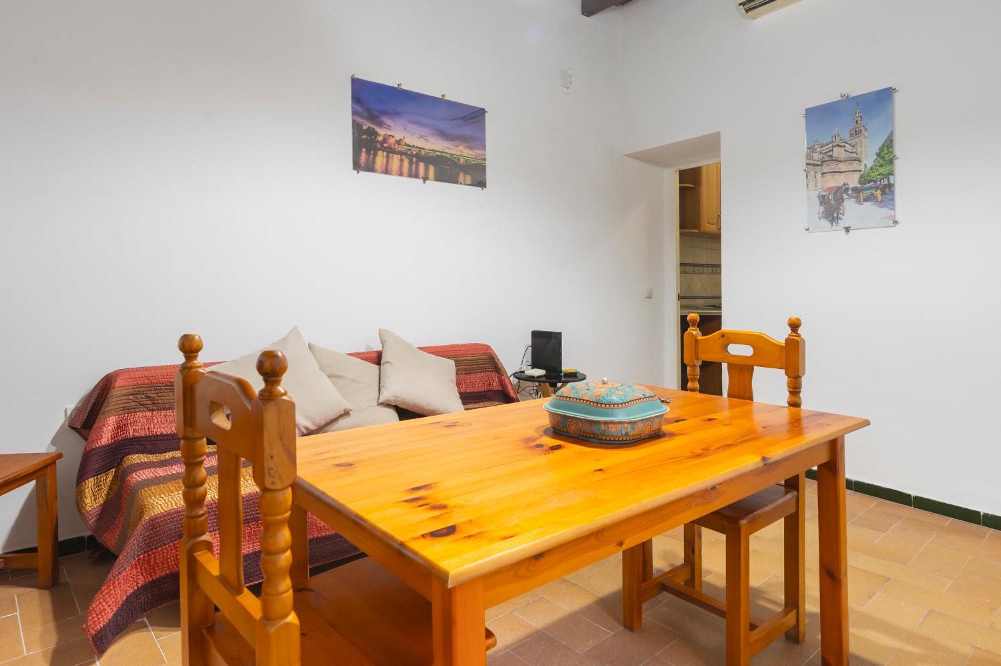 En Puente Triana Apartment Seville