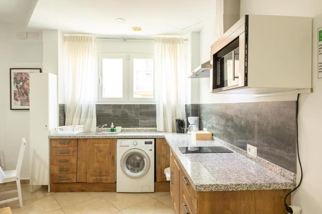 Apartment Plaza Nueva By Valcambre Seville