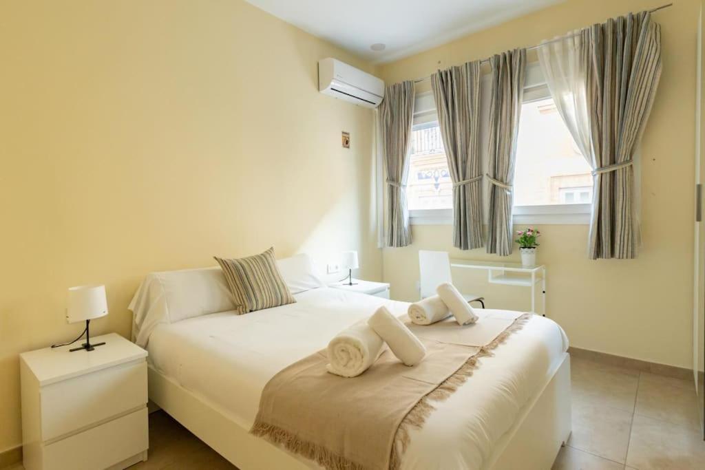 Apartment Plaza Nueva By Valcambre Seville