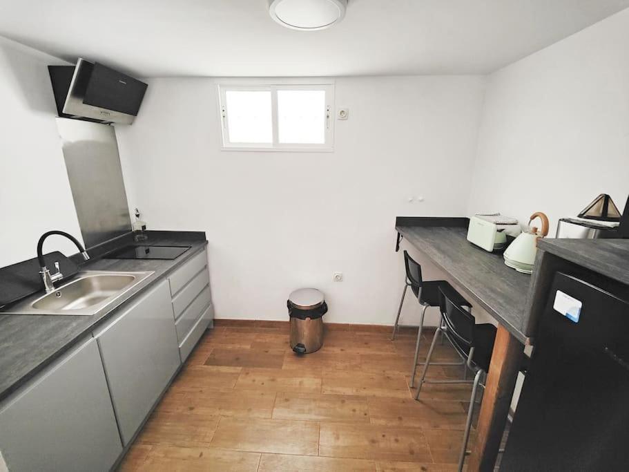 Centro Con Parking Apartment *