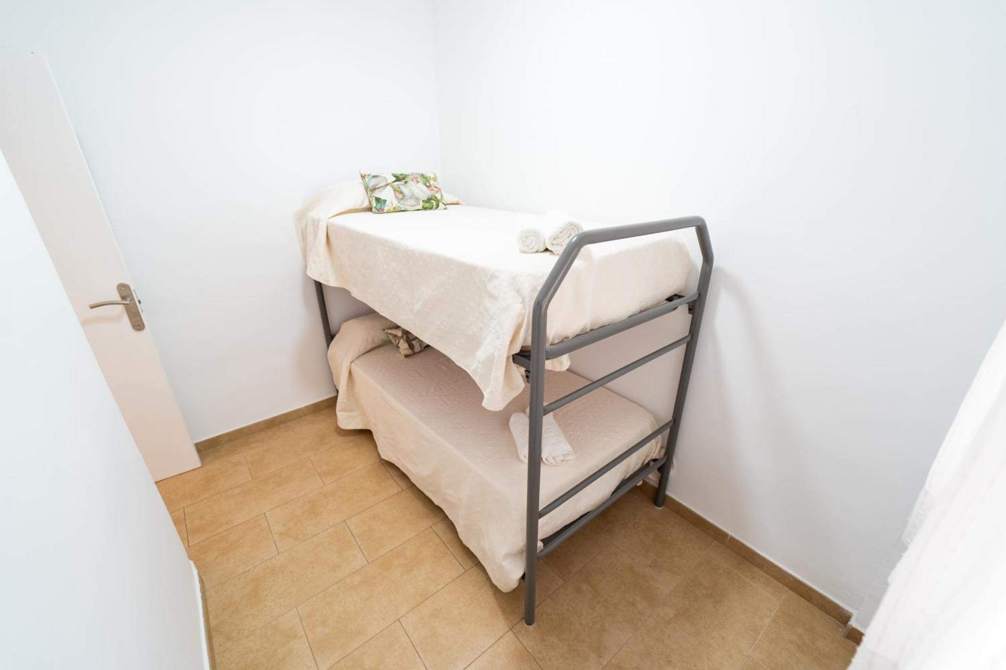 Dean Lopez Luxury Apartment *