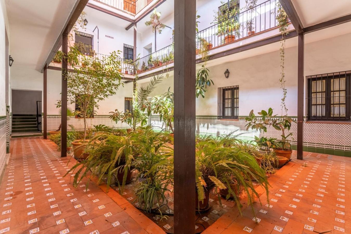 Sagunto Apartment *