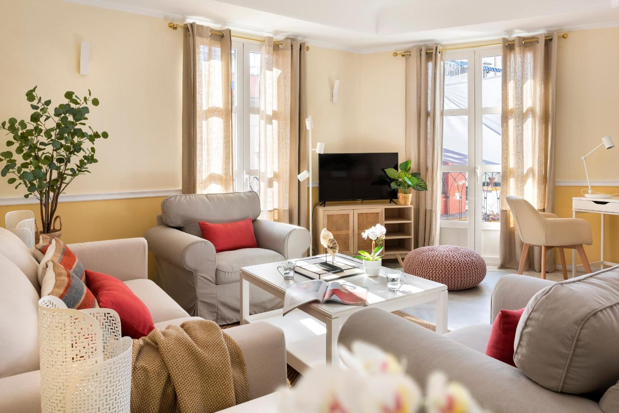 Alohamundi Albareda Apartment Seville